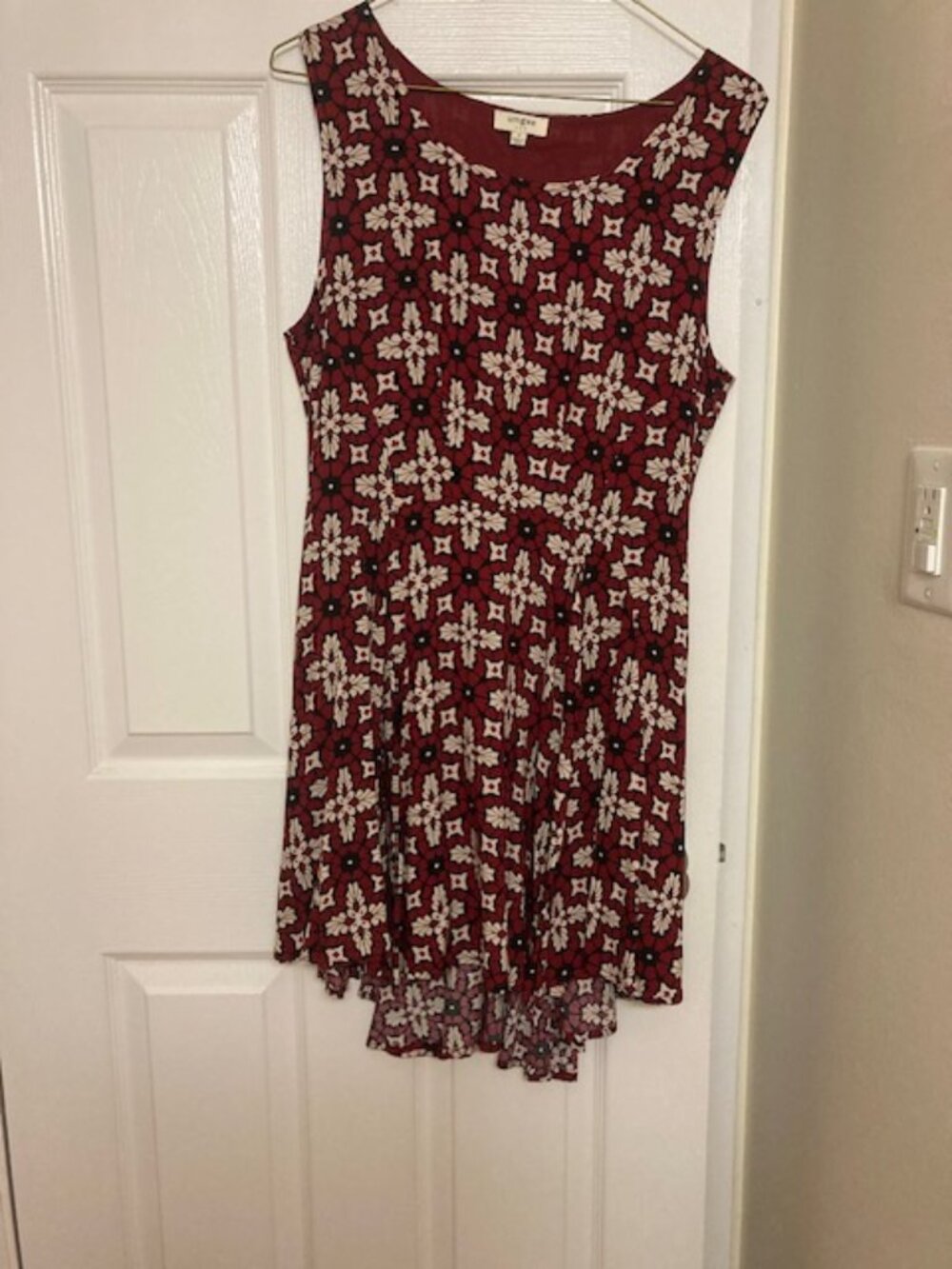Batik-style Umgee tank dress, dark red/black/white, size small